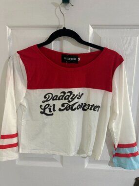 FancyQube M NWT Girls shirt